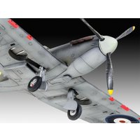 Сборная модель Revell 03953 Британский истребитель Spitfire Mk.IIa