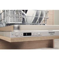 Встраиваемая посудомоечная машина Hotpoint-Ariston HSIC 3T127 C