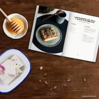 Книга издательства Эксмо. Жить вкусно. Готовить дома, как в ресторане (Шелушенко Мария Владимировна)