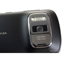 Телефон Nokia 808 PureView