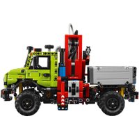 Конструктор LEGO 42242 Грузовик Mercedes-Benz Unimog U 5023 с краном