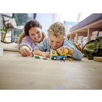 Конструктор LEGO City 60325 Бетономешалка