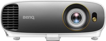 BenQ W1700