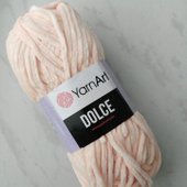 Dolce 100% микрополиэстер 779 100 г (120 м, светлый персик)