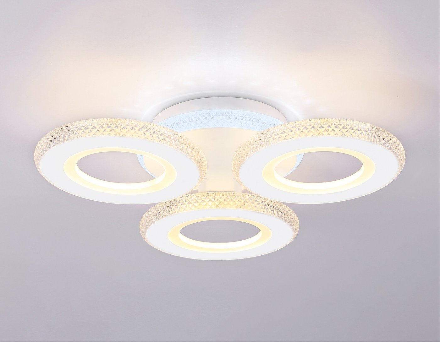 

Припотолочная люстра Ambrella light FA8866/3 WH