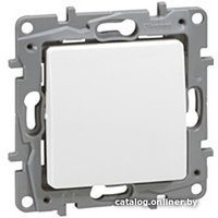 Выключатель Legrand Etika 6 722 01