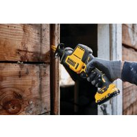 Сабельная пила DeWalt DCS312D2 (с 2-мя АКБ, кейс)