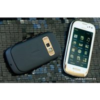 Телефон Nokia Oro