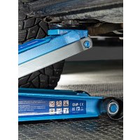 Подкатной домкрат Stels 51136 3т