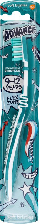 

Зубная щетка Aquafresh Advance (9-12 лет)
