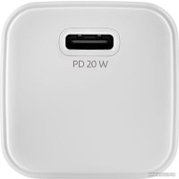 Сетевое зарядное uBear Select WC20WH01-AD