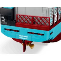Конструктор LEGO 40955 Контейнеровоз Maersk с двухтопливным двигателем