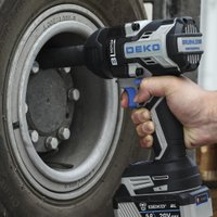 Гайковерт Deko ZKIS20 Pro Max 083-1088 (с 2-мя АКБ, кейс)