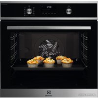Электрический духовой шкаф Electrolux SteamBake 600 EOD6C77WX