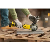 Угловая шлифмашина Stanley SFMCG400M2K (с 2-мя АКБ, кейс)