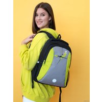 Школьный рюкзак Grizzly RD-242-4/1 (черный/салатовый)