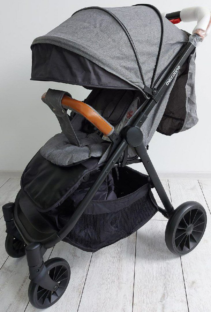 

Коляска прогулочная «книга» Chiccolino Light (светло-серый)