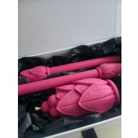 Набор столовых свечей COLIBRICANDLES и формовой свечи «Цветок» из пчелиного воска в брендовой коробке