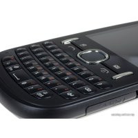 Кнопочный телефон Nokia Asha 200