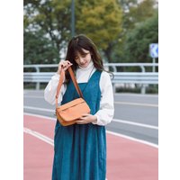 Сумка через плечо Qminica EMB-004C