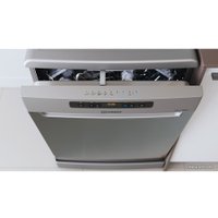 Отдельностоящая посудомоечная машина Indesit DFO 3T133 A F X