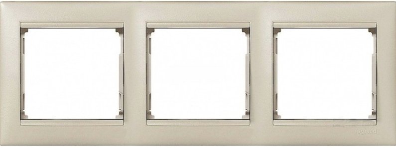 

Рамка Legrand Valena 7 704 73