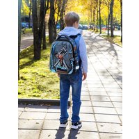 Школьный рюкзак Hummingbird T123