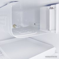 Однокамерный холодильник Tesler RC-55 (дерево)