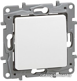 Выключатель Legrand Etika 6 722 01