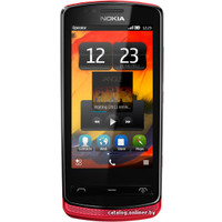 Смартфон Nokia 700