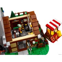 Конструктор LEGO Icons 10332 Средневековая городская площадь