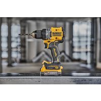 Дрель-шуруповерт DeWalt DCD800E1T (с 1-им АКБ 1.7 Ач, кейс)