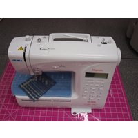 Компьютерная швейная машина Juki Majestic M-200e