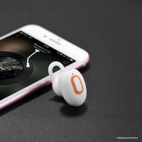 Bluetooth гарнитура Hoco E28 (белый)