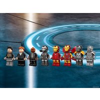 Конструктор LEGO Marvel 76216 Арсенал Железного человека