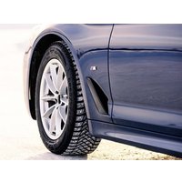 Зимние шины Goodyear UltraGrip Arctic 2 SUV 275/50R20 113T (шипы)