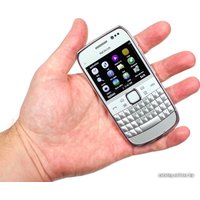 Смартфон Nokia E6