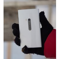 Телефон Nokia Lumia 920