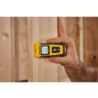 Лазерный дальномер Stanley STHT77065-0