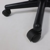 Игровое (геймерское) кресло AksHome Flaviy (черный/серый/красный)