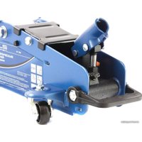 Подкатной домкрат Stels 51157 2.5т