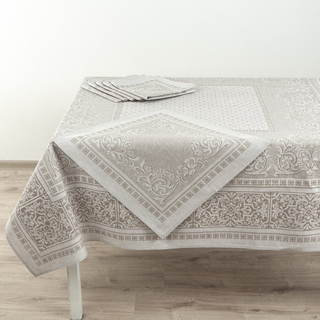 

Скатерть Pole Kvetak (Беларускі лён) 153x205 24С9-ШР/уп.кор. (133 Венеция 164/сорт 1)