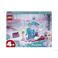 Конструктор LEGO Disney Princess 43209 Ледяная конюшня Эльзы и Нокка