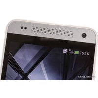 Телефон HTC One mini