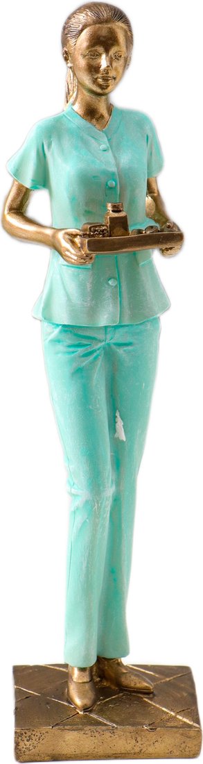 

Статуэтка Sima-Land Медсестра в зеленом костюме с подносом с лекарствами 10927864