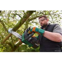 Аккумуляторная пила Bosch UniversalChain 18 06008B8000 (с АКБ)