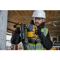 Перфоратор DeWalt DCH323T2-QW (с 2-мя АКБ, кейс)