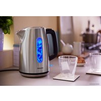 Электрический чайник Philips HD9357/10