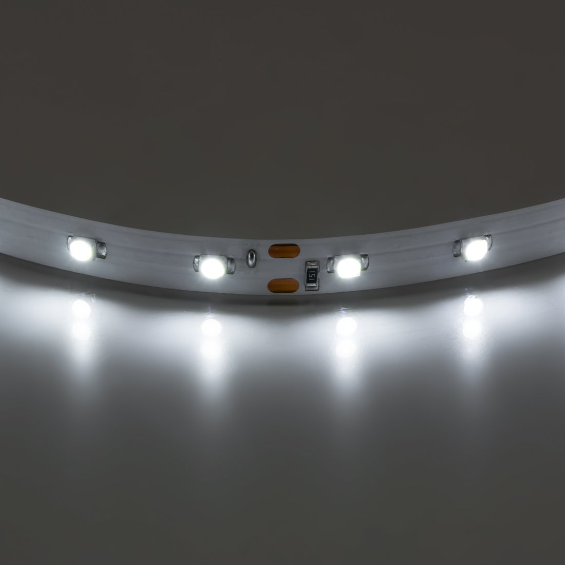

Светодиодная лента Lightstar 3528LED белого свечения 400004