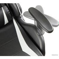 Кресло Calviano Mustang (черный/белый)